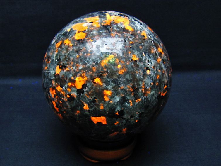 1.5Kg ユーパーライト 丸玉 105mm [t762-3308] 1枚目