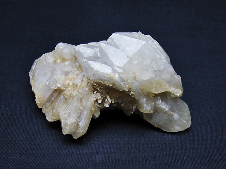 ヒマラヤ水晶クラスター[t767-632]