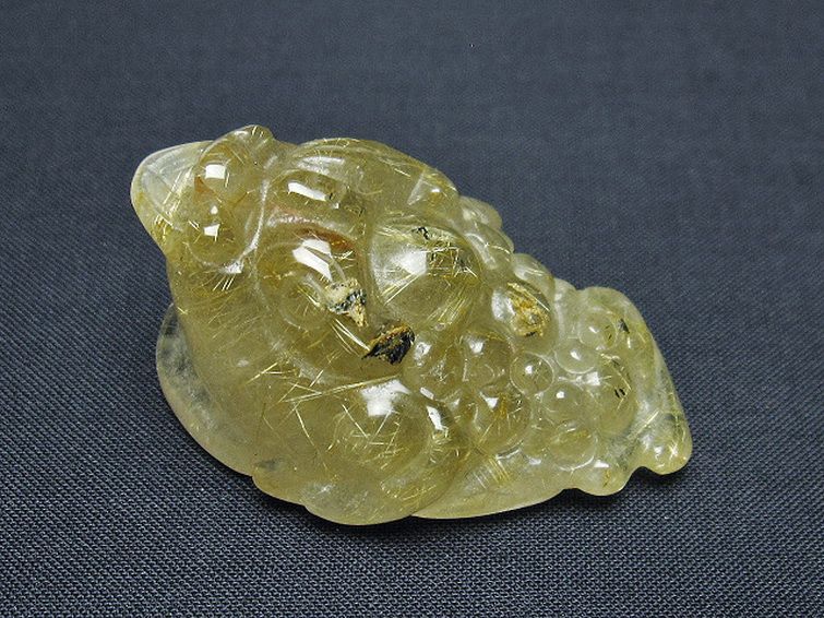 ゴールドタイチンルチル金蟾 置物 [t801-641] 2枚目