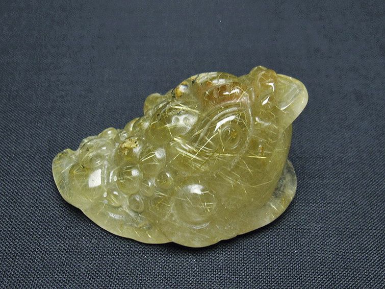 ゴールドタイチンルチル金蟾 置物 [t801-641] 3枚目