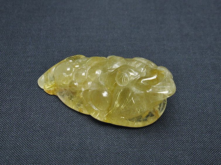 ゴールドタイチンルチル金蟾 置物 [t801-655] 1枚目