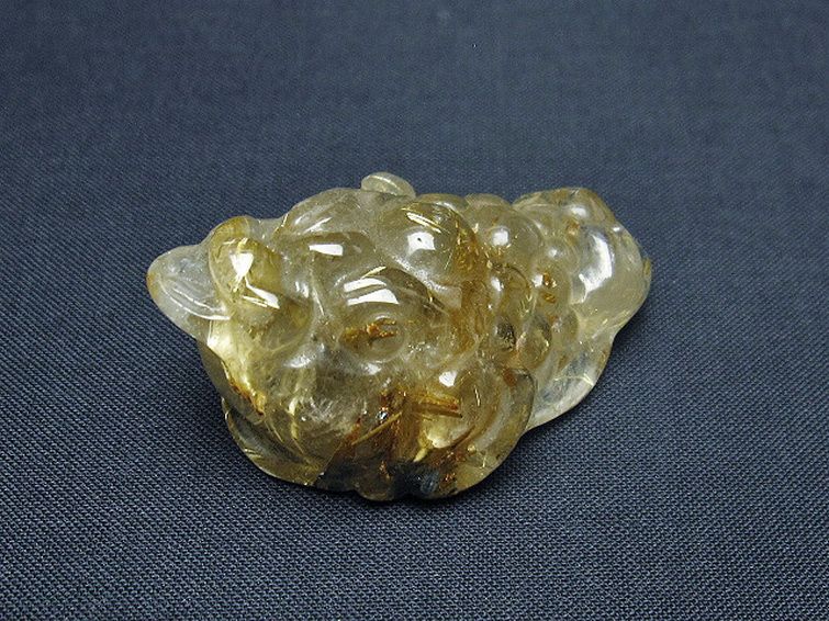 ゴールドタイチンルチル金蟾 置物 [t801-665] 1枚目