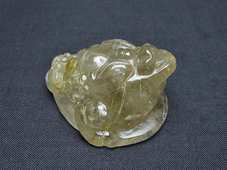 ゴールドタイチンルチル金蟾 置物 [t801-689] 1枚目