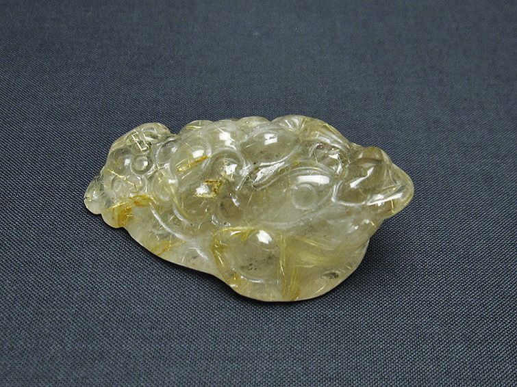 ゴールドタイチンルチル金蟾 置物 [t801-697] 1枚目