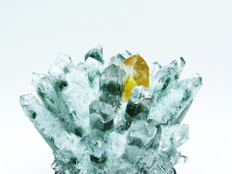 緑水晶 グリーンクォーツ クラスター t802-5585の説明 - 通販 - Yahoo