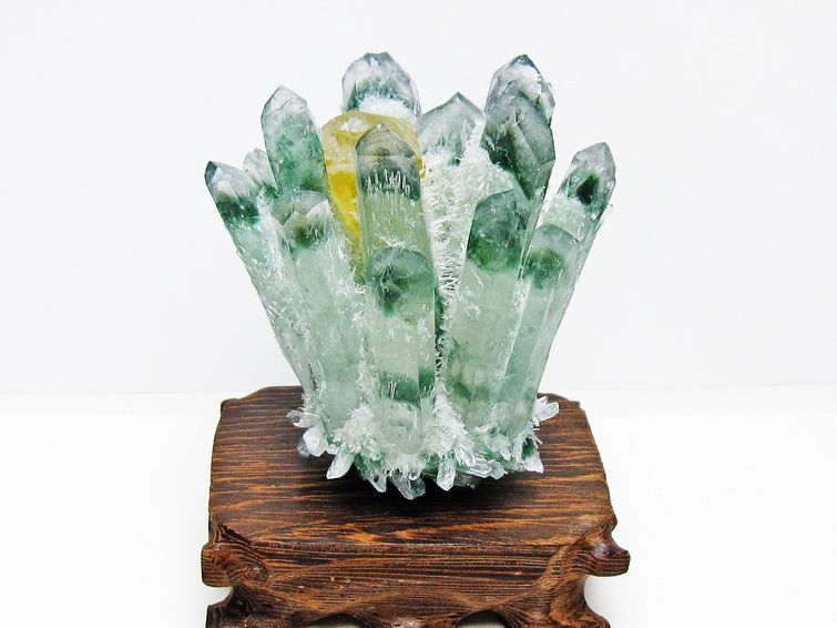 ☆！激レア！☆フラワークォーツクラスター☆2キロ超え ☆！激レア！☆フラワークォーツクラスター☆2キロ超え