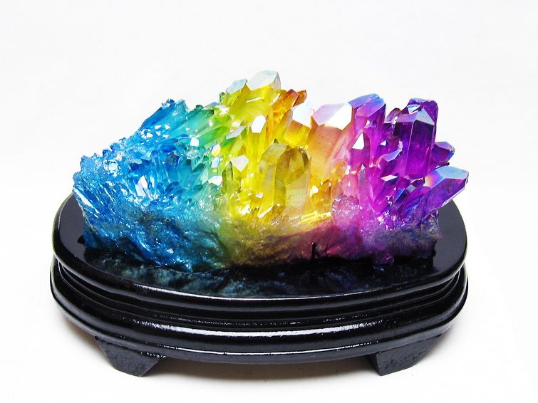 1.5Kg オーラ水晶 オーラクリスタル クラスター (レインボー)[T802-6236] 1枚目