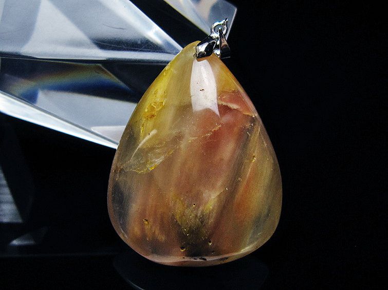 ラビットヘアールチル ペンダント [t86-7047] 1枚目