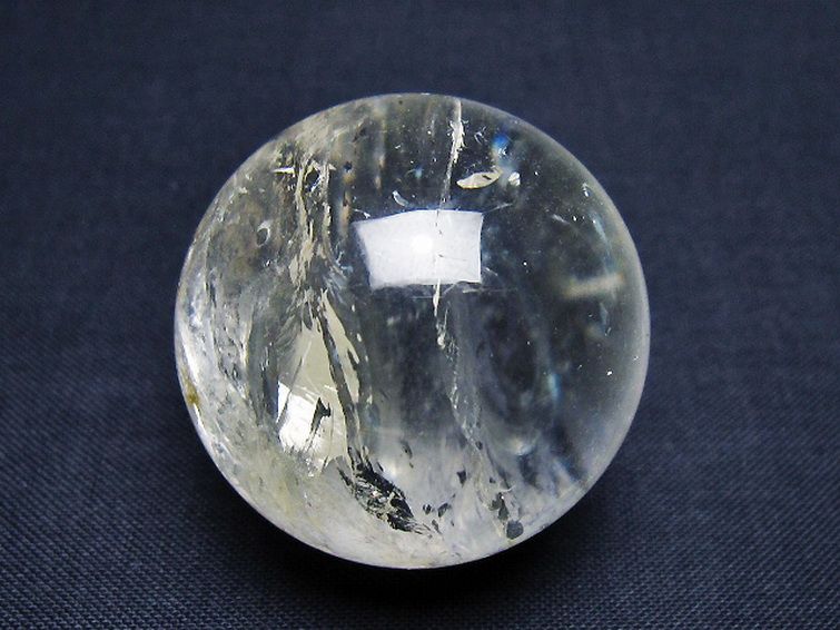 ヒマラヤ水晶 丸玉 35mm [T91-9068] 1枚目