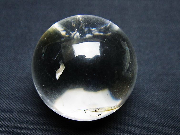 ヒマラヤ水晶 丸玉 28mm [t91-9179] 1枚目