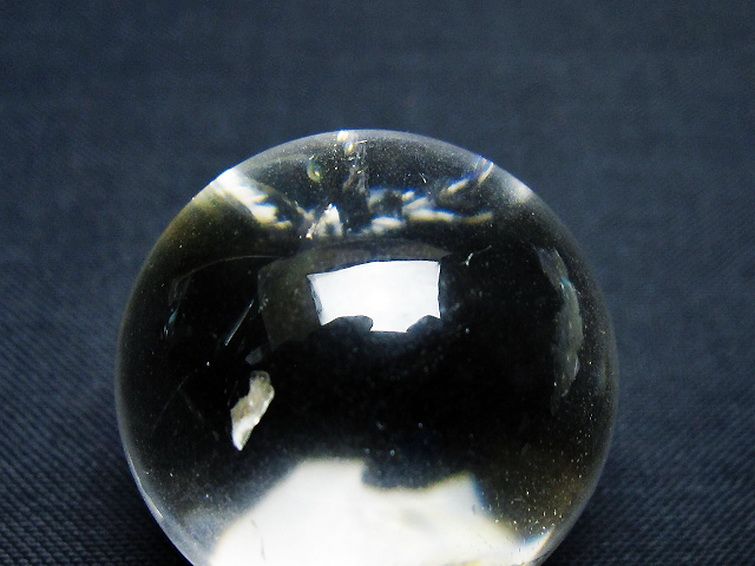 ヒマラヤ水晶 丸玉 28mm [t91-9179] 2枚目