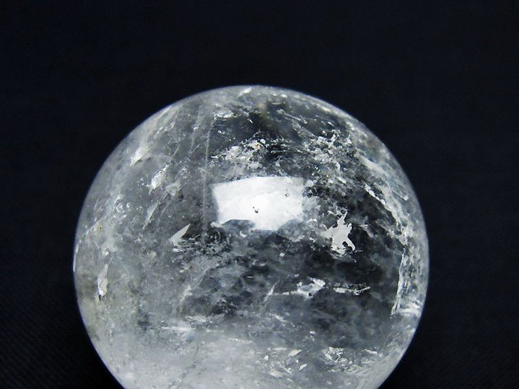 ヒマラヤ水晶 丸玉 32mm [t91-9213] 2枚目