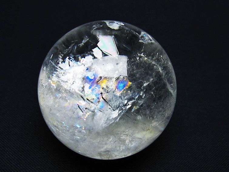 虹入り ヒマラヤ水晶 丸玉 38mm [t91-9245] 1枚目