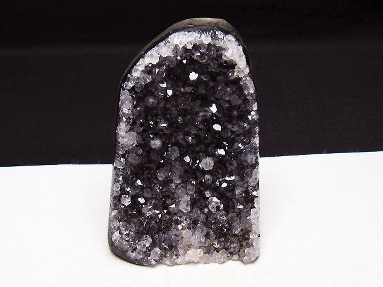 【天の川アメジストクラスター】高さ約14×横約12.3×厚さ9cm 天の川アメジストクラスター】高さ約14×横約12.3×厚さ9cm 【公式通販】