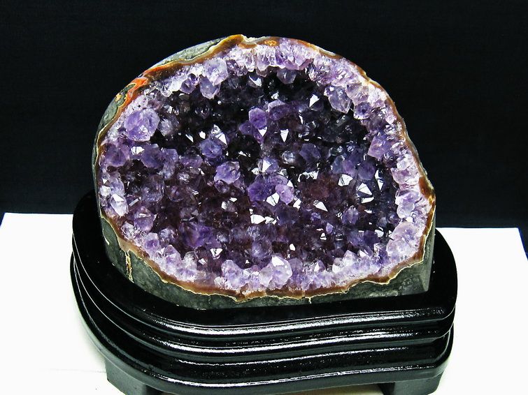 1.5Kg ウルグアイ産 サークルジオード アメジストドーム [t95-11773]