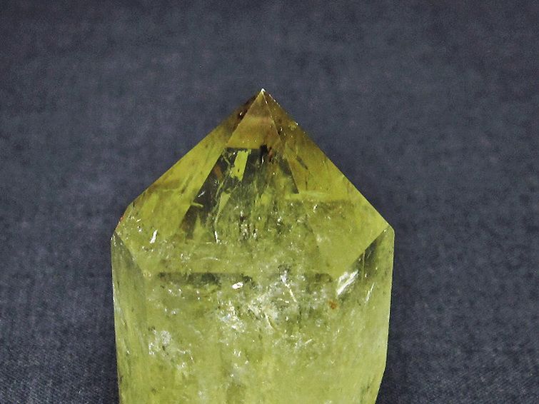 虹入り シトリン水晶 六角柱 [t98-1882] 1枚目