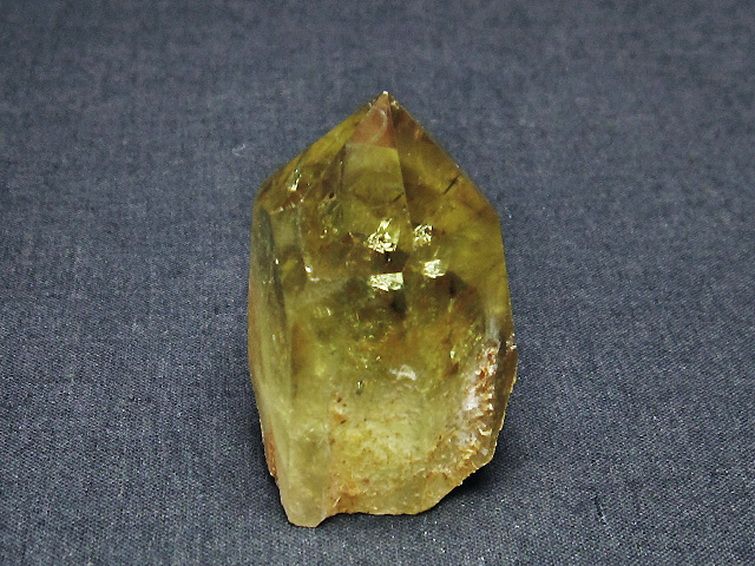 虹入り シトリン水晶 六角柱[T98-1969] 2枚目