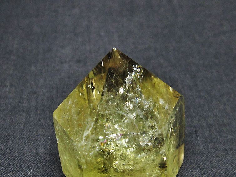 虹入り シトリン水晶 六角柱 [t98-1979] 1枚目