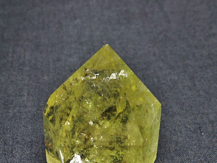 虹入り シトリン水晶 六角柱 [t98-1979] 2枚目