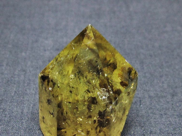 虹入り シトリン水晶ファントム 六角柱[T98-2040] 1枚目