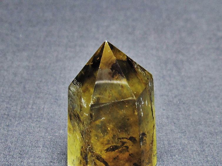 虹入り シトリン水晶ファントム 六角柱[T98-2052] 3枚目