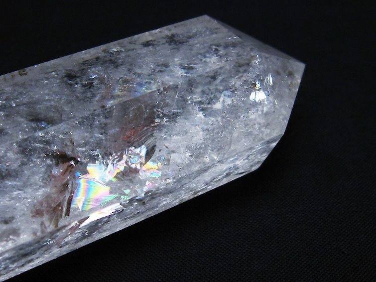 虹入り ヒマラヤ水晶 六角柱 [t98-2153] 1枚目