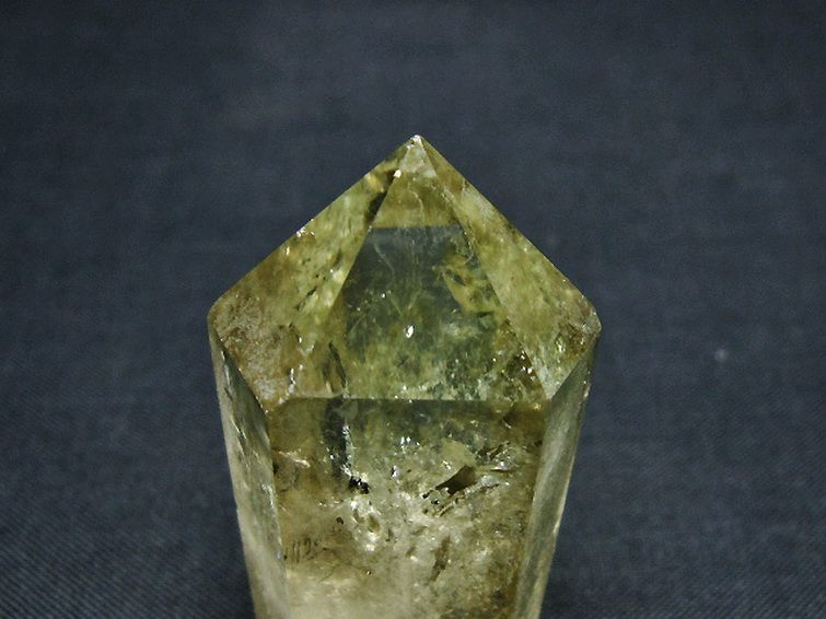 虹入り シトリン水晶 六角柱 [t98-2227] 2枚目