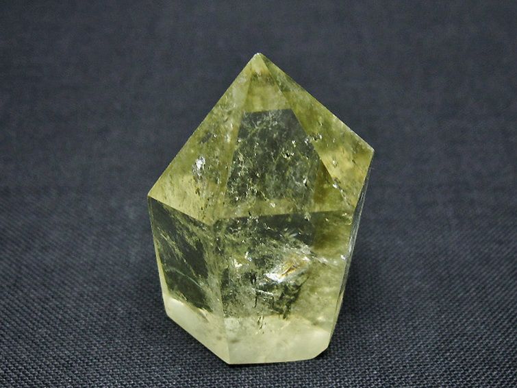虹入り シトリン水晶 六角柱 [t98-2248] 1枚目