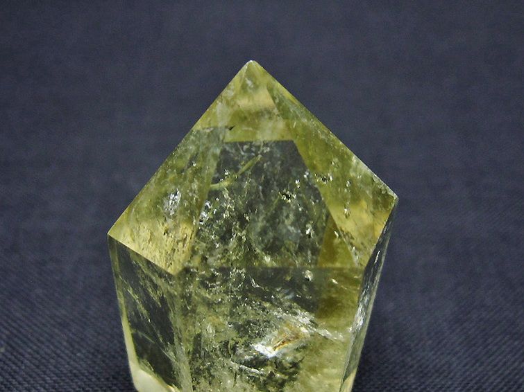 虹入り シトリン水晶 六角柱 [t98-2248] 3枚目