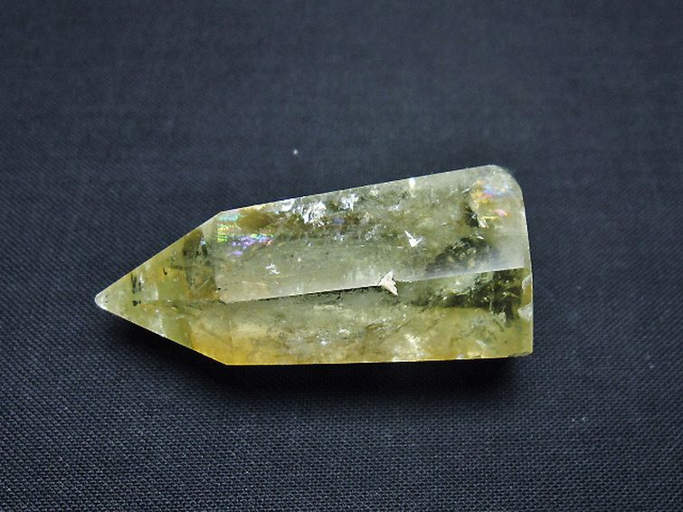 虹入り シトリン水晶 六角柱 [t98-2262] 3枚目