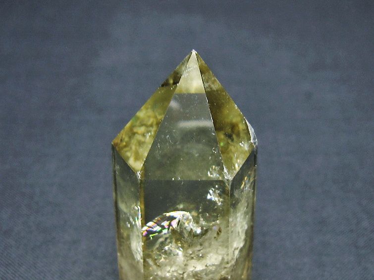 虹入り シトリン水晶 六角柱[T98-2300] 1枚目