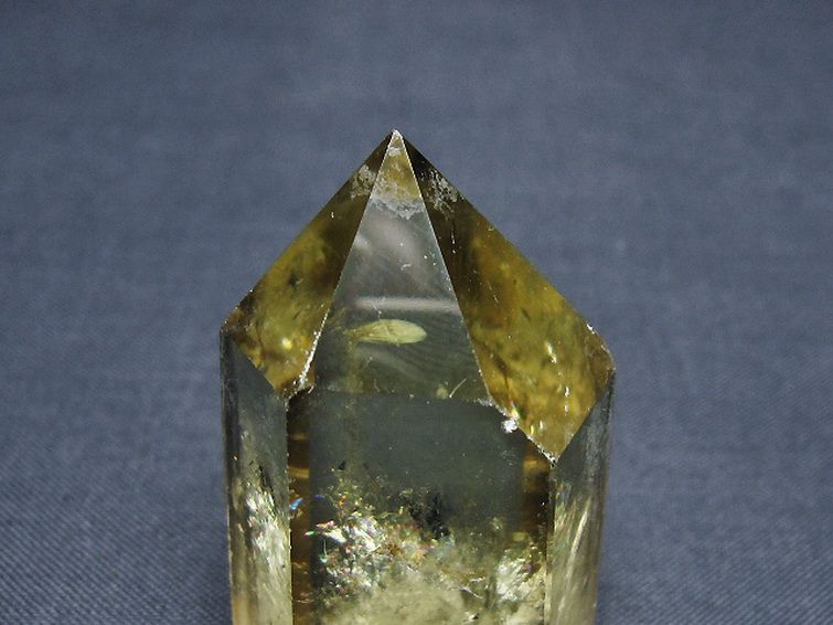 虹入り シトリン水晶 六角柱[t98-2312]