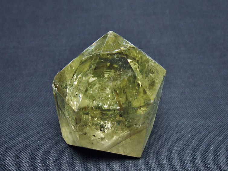 虹入り シトリン水晶 六角柱[T98-2356] 1枚目