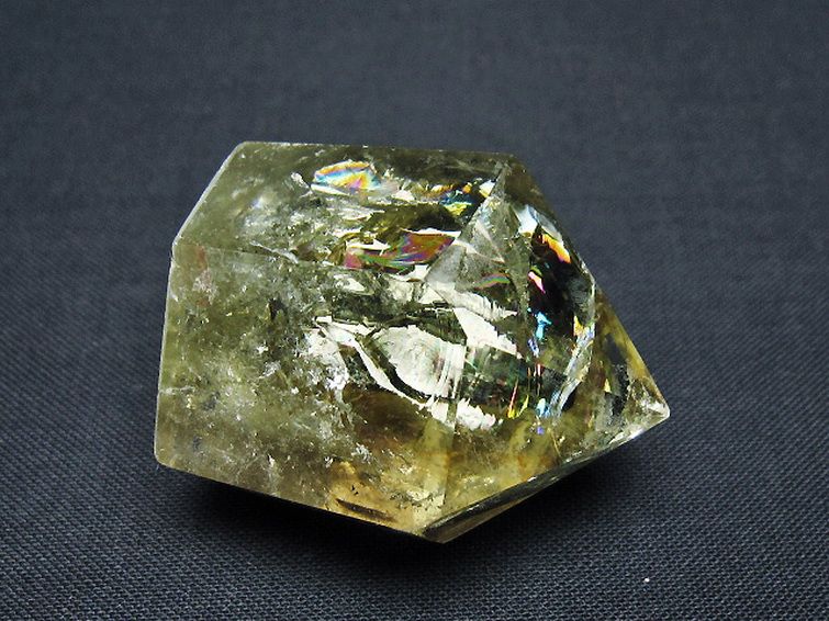 虹入り シトリン水晶 六角柱[T98-2356] 3枚目