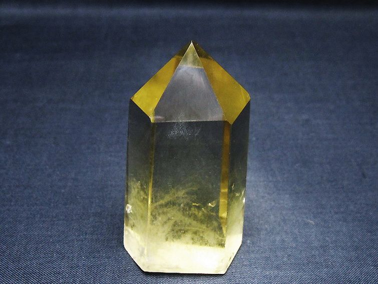 シトリン水晶スーパーファントム 六角柱 [t98-2446] 1枚目