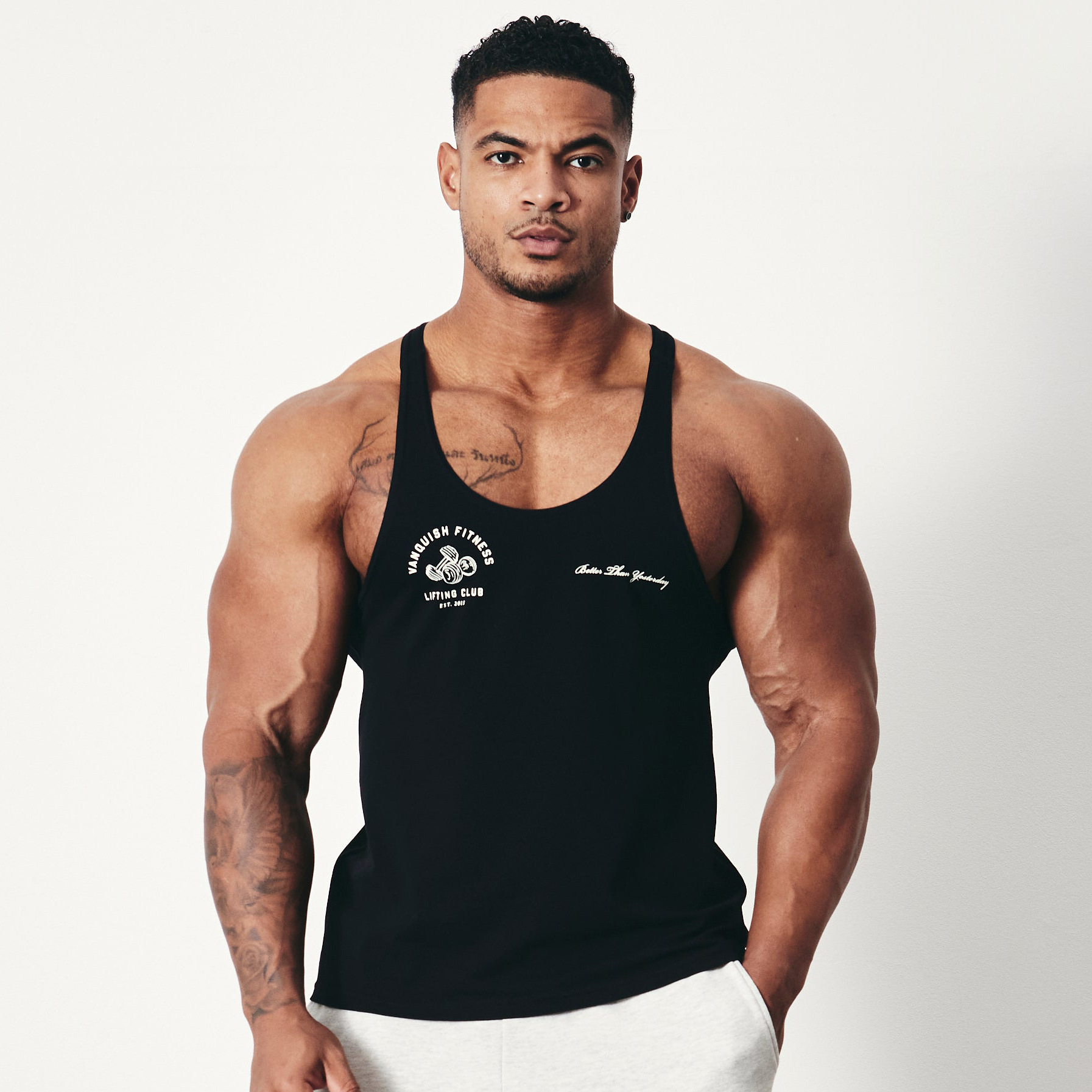最も優遇の ノースリーブ Uネック サマーTシャツ 筋 スポーツ タンクトップ 服&ファッション小物
