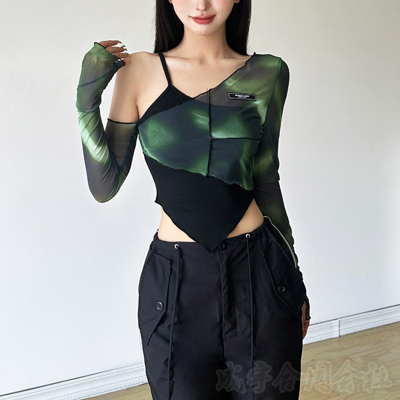 ファッショ トップス 長袖 Tシャツ へそ出し ショート丈 タイトTシャツ