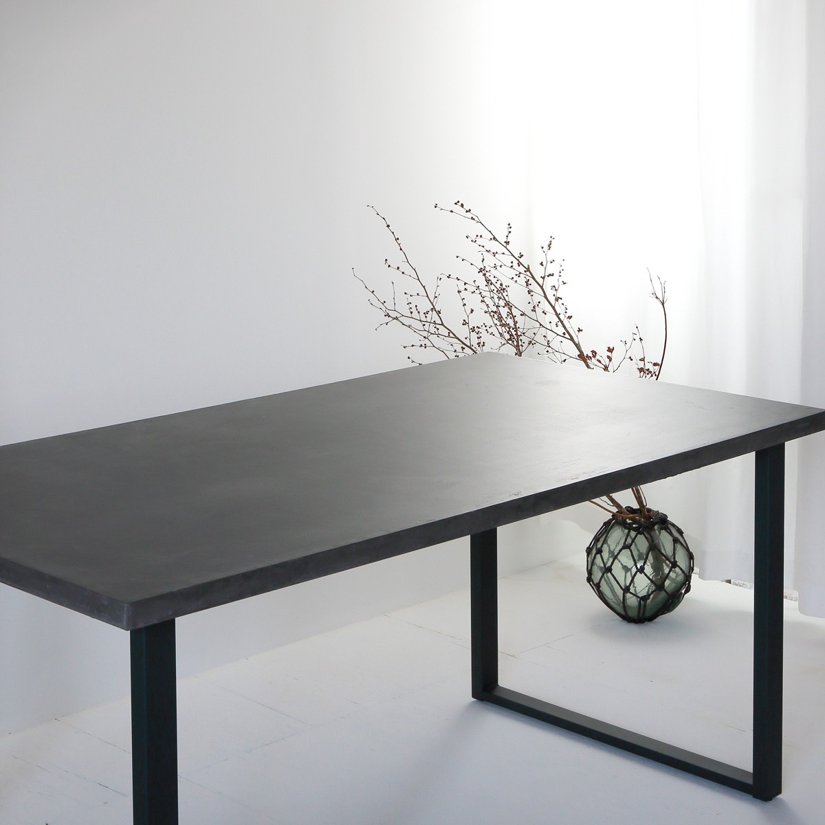 モールテックスダイニングテーブル150×80ダークグレー：ブラック
