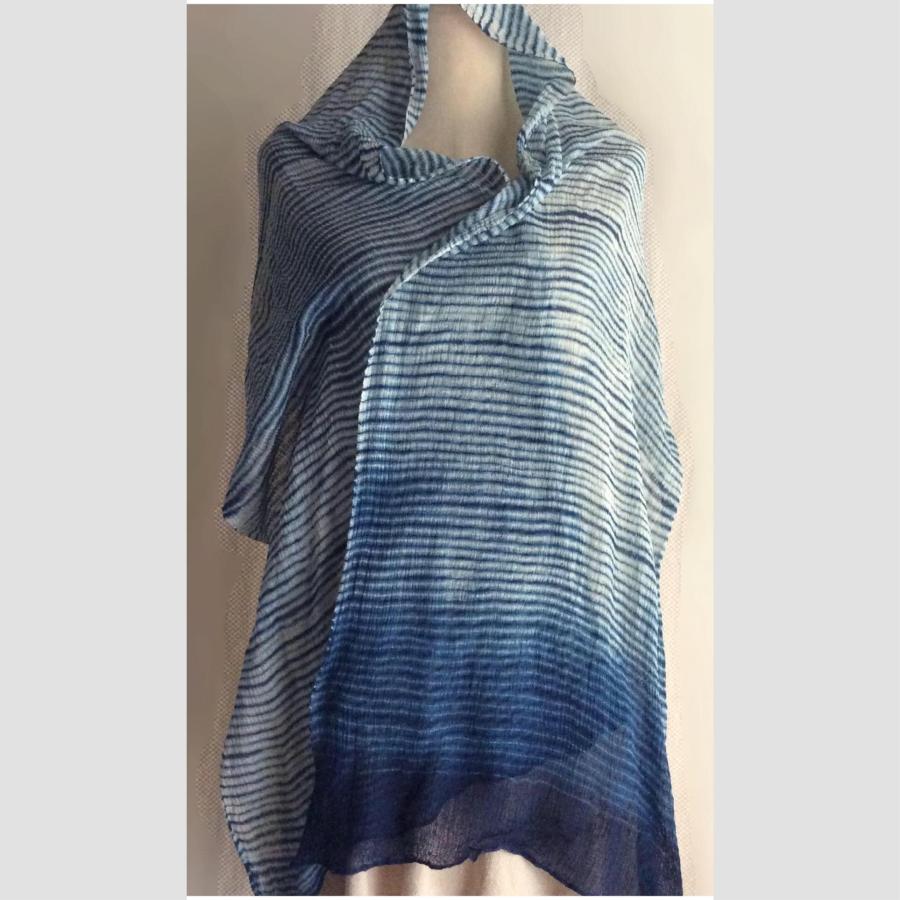 藍染めの嵐絞り 楊柳シルクストール ジェンダーレス : silk-arasi