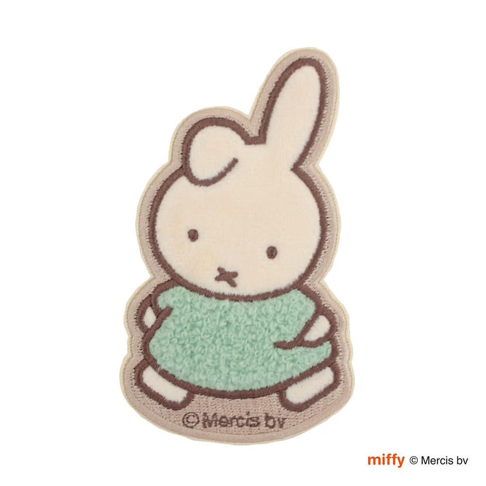 ミッフィー miffy スーツケースステッカー シール サガラ刺繍 ワッペン かわいい キャラクター 旅行 目印 キズ防止 バッグ PC タブレット ノートPC シフレ | Siffler | 02