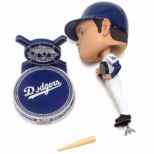 か*な様 4/2ドジャースタジアム　限定　配布　非売品　大谷翔平　MVP ボブル MS】大谷翔平 MVP受賞記念 4月2日ドジャース球場配布