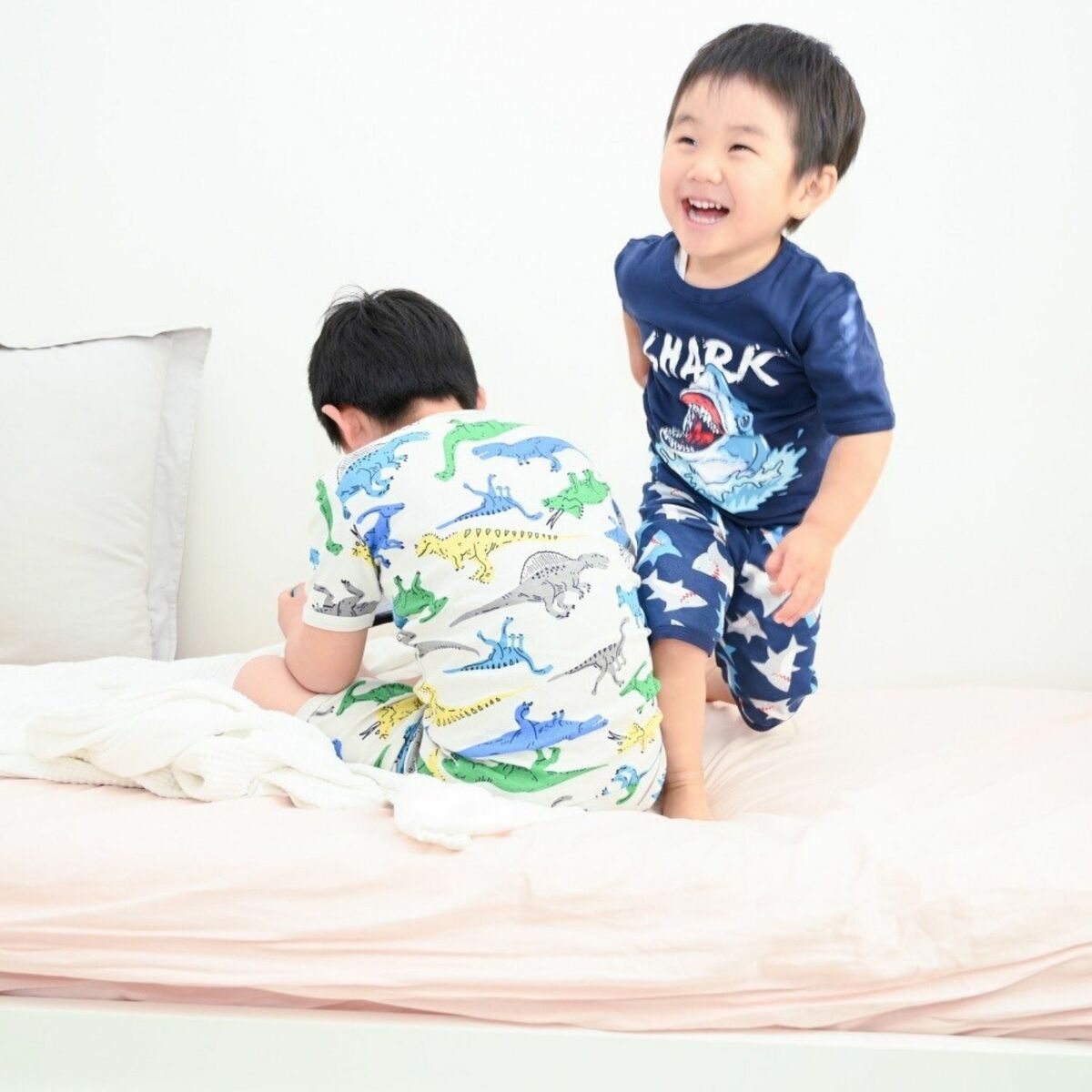 パジャマ キッズ 綿 恐竜 ユニコーン シャーク 半袖 キッズ 人気 綿100％ ルームウェア 男の子 女の子 上下セット かわいい 春 夏 秋 |  | 14