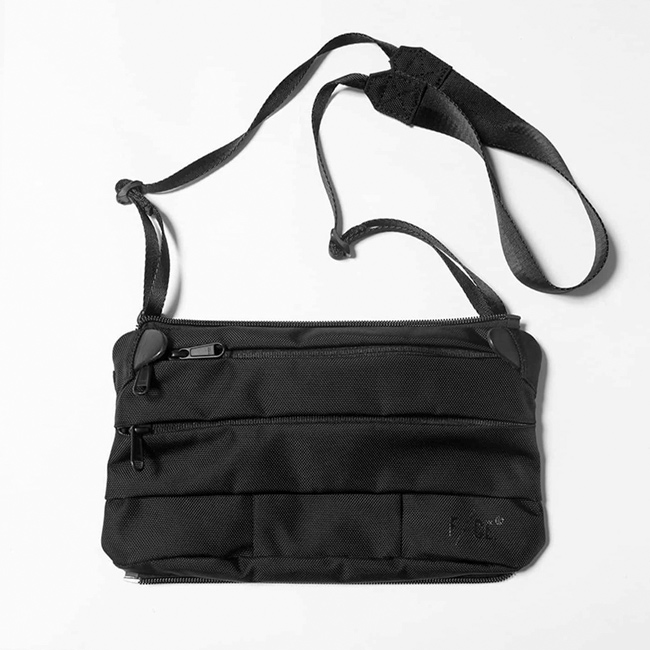 F/CE. 最大33% 4/27限定 リュック ビジネスリュック 大容量 17L