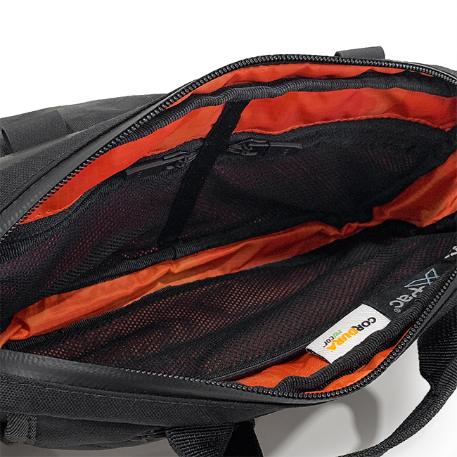 正規取扱店】コードオブベル ウエストバッグ COFB-XPD2-BLK x-pod2 正規取扱店】コードオブベル ウエストバッグ COFB-XPD2-BLK x-pod2