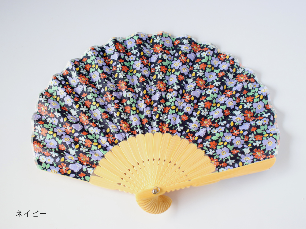 LIBERTY. 扇子 レディース リバティプリント 花柄 ライン