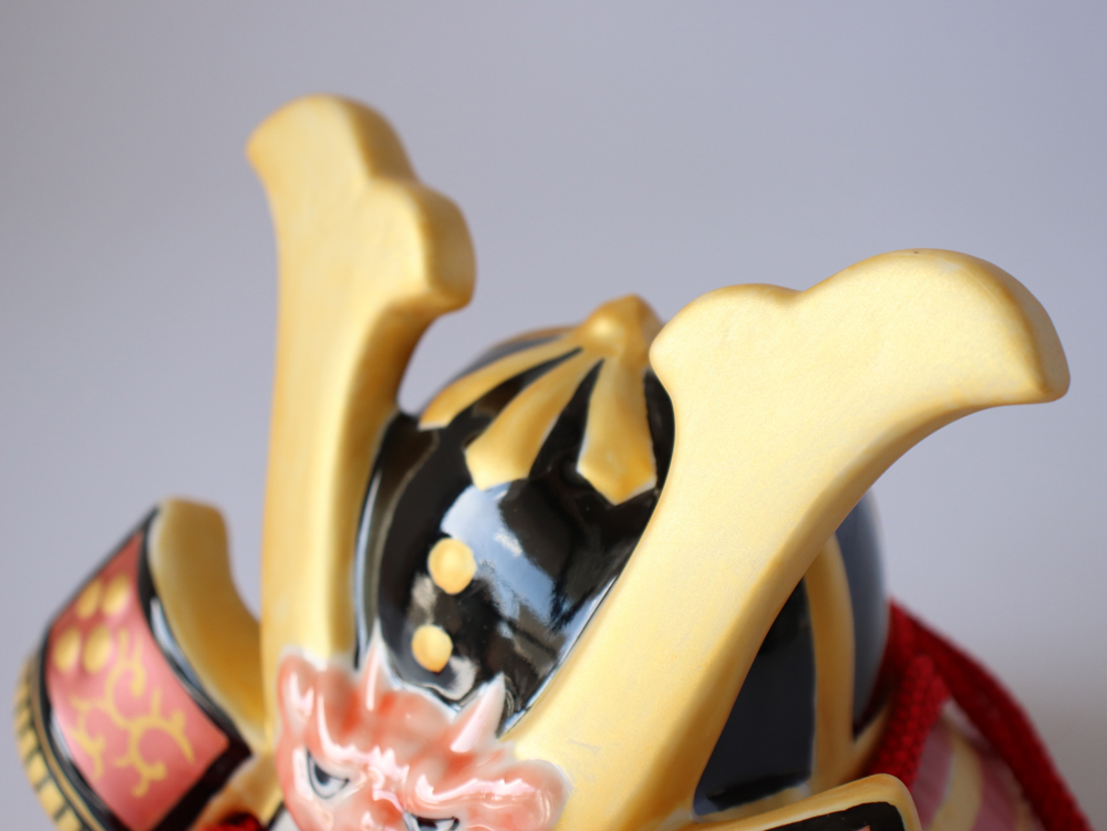 九谷焼 5号兜 金彩 五月人形 コンパクト おしゃれ 陶器 兜飾り 初節句