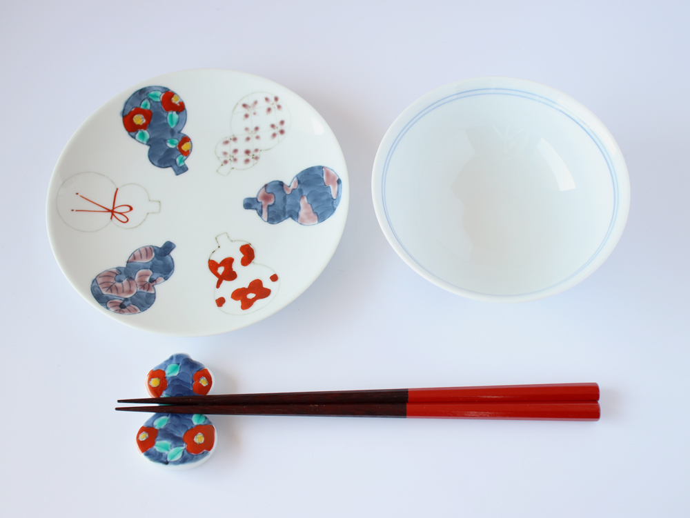 伊万里ひょうたん 小花箸置き 徳七窯 徳永製陶所 伊万里焼 瓢箪 お祝い