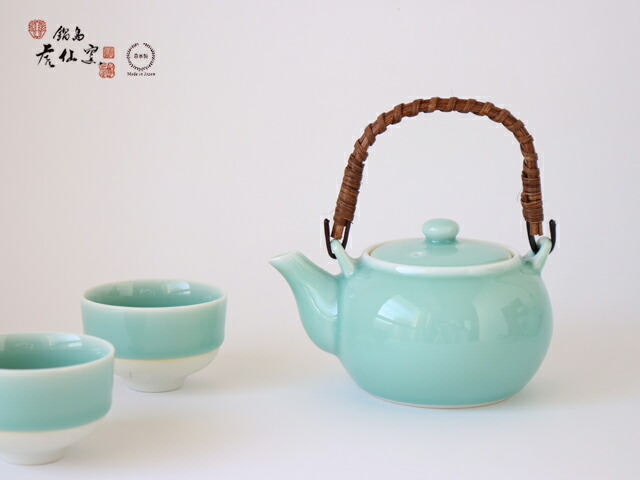 鍋島虎仙窯 鍋島青磁 土瓶 : 雑貨のお店セレクト・ペンギン - 通販