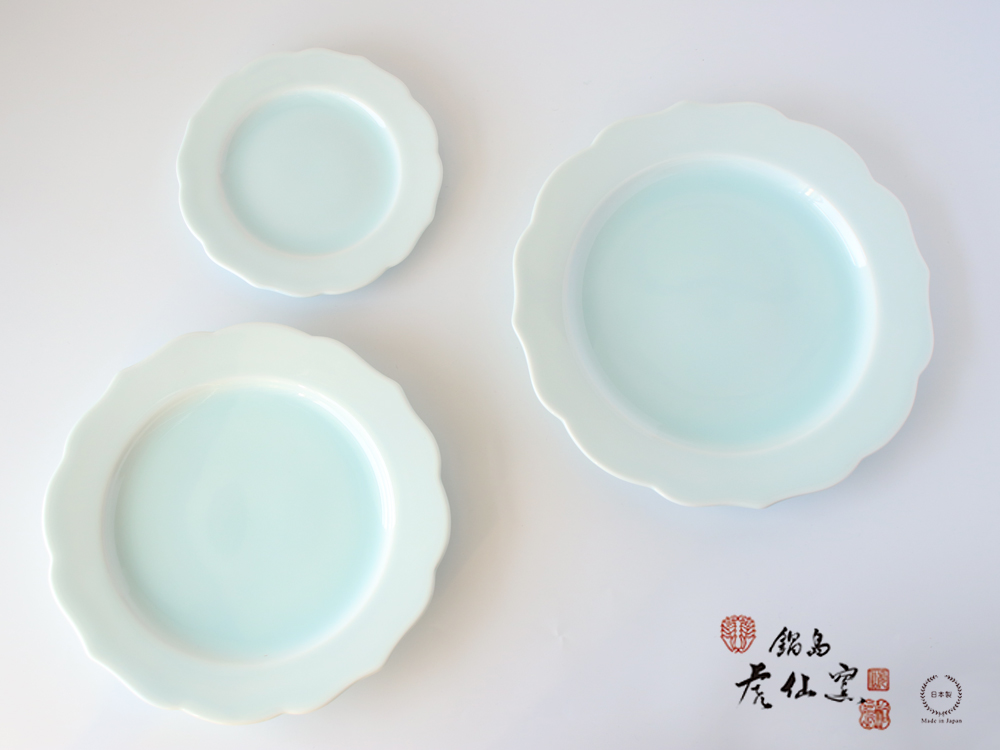 鍋島虎仙窯 青白磁リム皿 中 21cm 伊万里焼 : 雑貨のお店セレクト