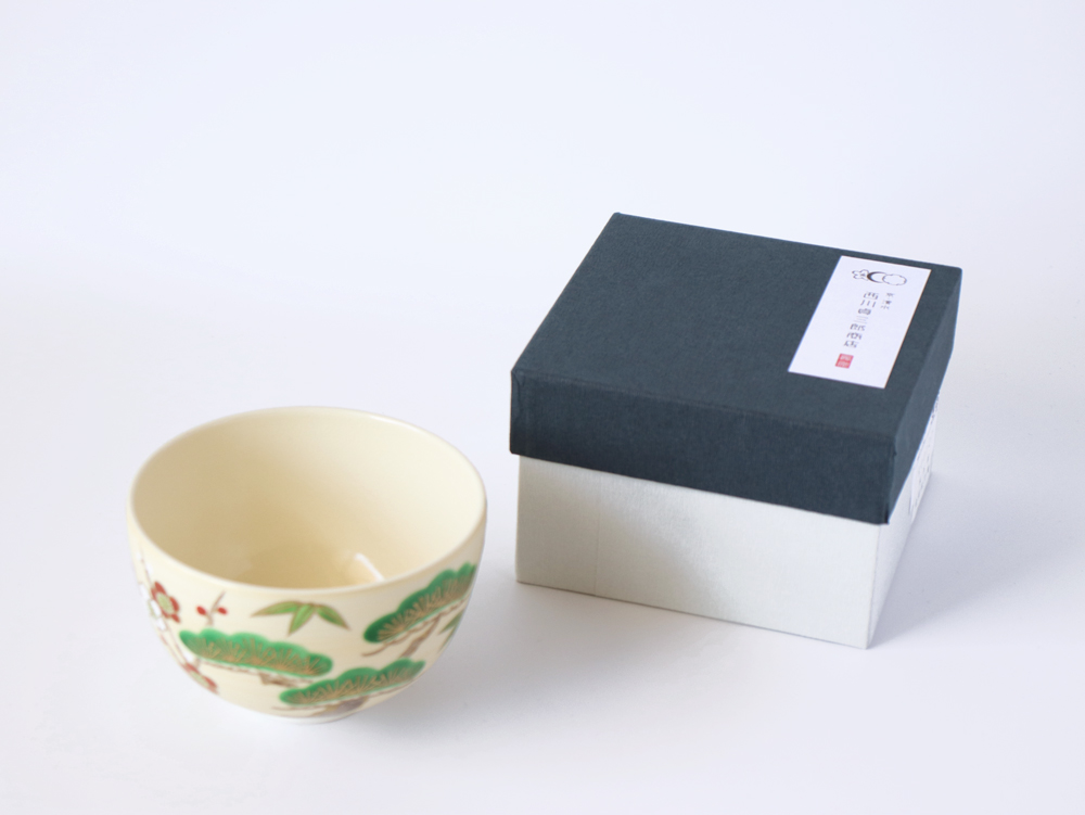 西川貞三郎商店 抹茶碗 金彩松竹梅 京焼 清水焼 かより K00127 : 雑貨